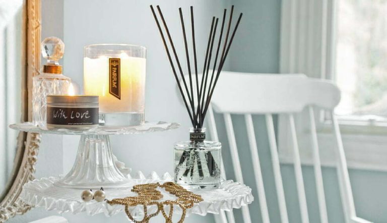 Luxury Scented Candles and Fragrance Reed Diffusers Luxury Scented Candles and Fragrance Reed Diffusers