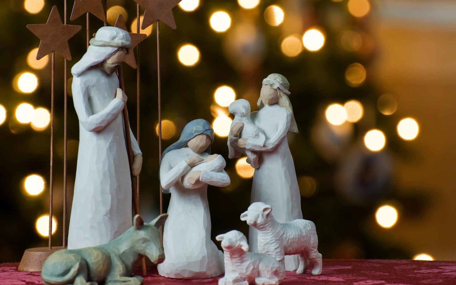 PAIRFUM Christmas Holy Family Baby Jesus Mary Joseph Perfumed Candles Reed Diffuser