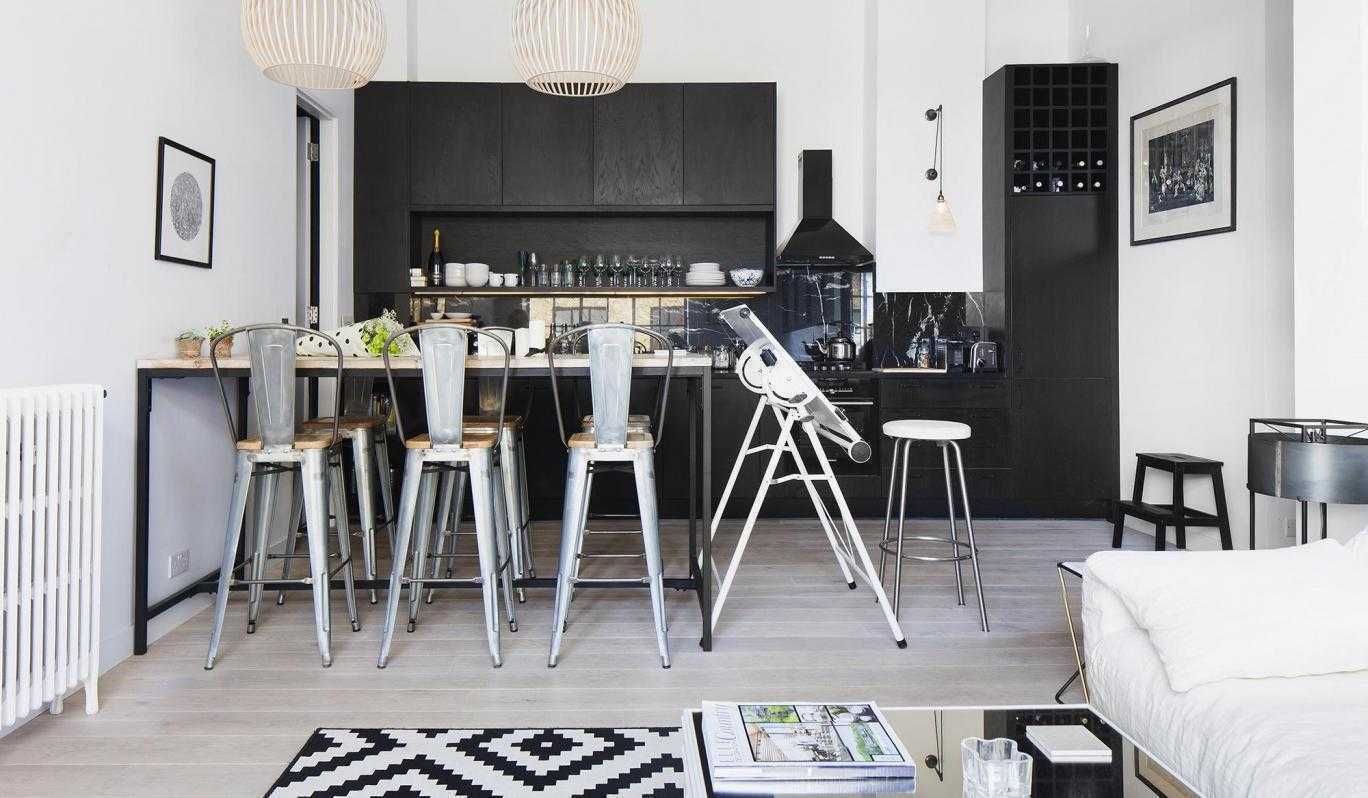 Home Design In Black White Kitchen