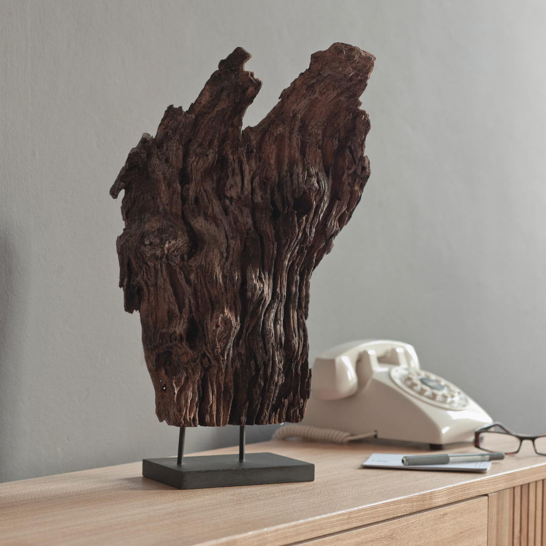 Lifestyle Hallway Driftwood Perfume Art Niche 1 1 Lifestyle Hallway Driftwood Perfume Art Niche 1 1