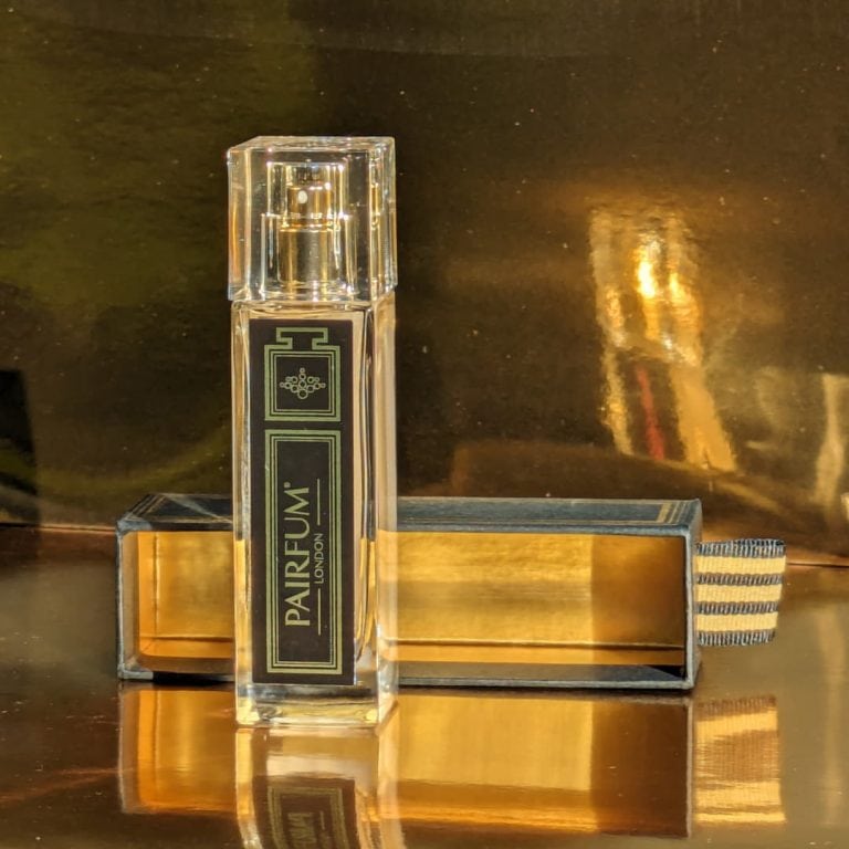 Pairfum Eau de Parfum Intense 30ml Travel Spray Noir Bottle Tray Side Gold 1 1 Pairfum Eau de Parfum Intense 30ml Travel Spray Noir Bottle Tray Side Gold 1 1