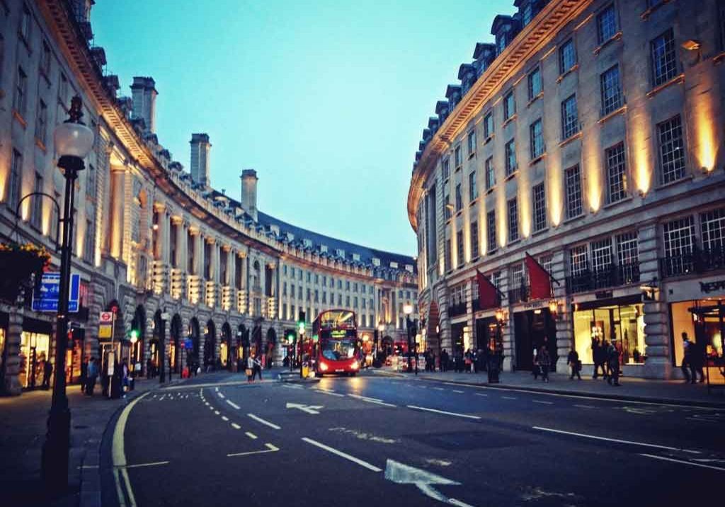 PAIRFUM shop in London home fragrance reed diffuser PAIRFUM shop in London home fragrance reed diffuser