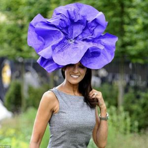 Pairfum natural perfume royal ascot ladies day hat 8