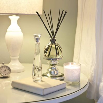 Bedroom Reed Diffuser Luxury Scented Candle Room Spray Bedroom Reed Diffuser Luxury Scented Candle Room Spray