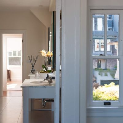 Lifestyle Blue Bathroom Natural Fragrance Large Reed Diffuser Lifestyle Blue Bathroom Natural Fragrance Large Reed Diffuser