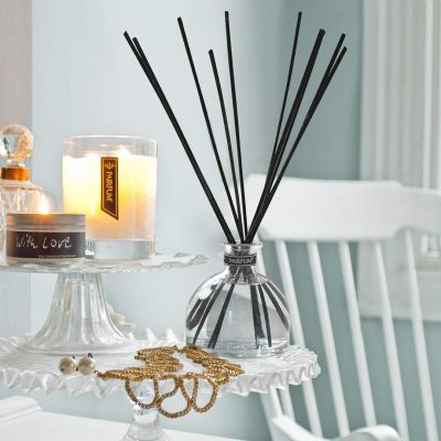 Living Room Large Bell Reed Diffuser Luxury Fragranced Candles Living Room Large Bell Reed Diffuser Luxury Fragranced Candles
